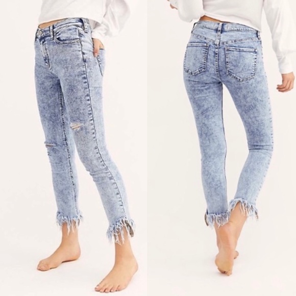 Free People Great Heights Frayed Hem Skinny Jeans